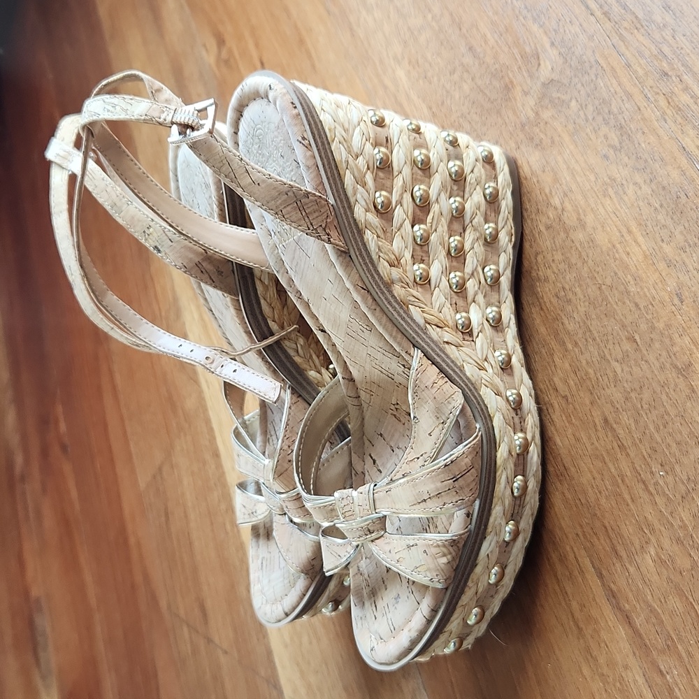 Vince camuto wedges